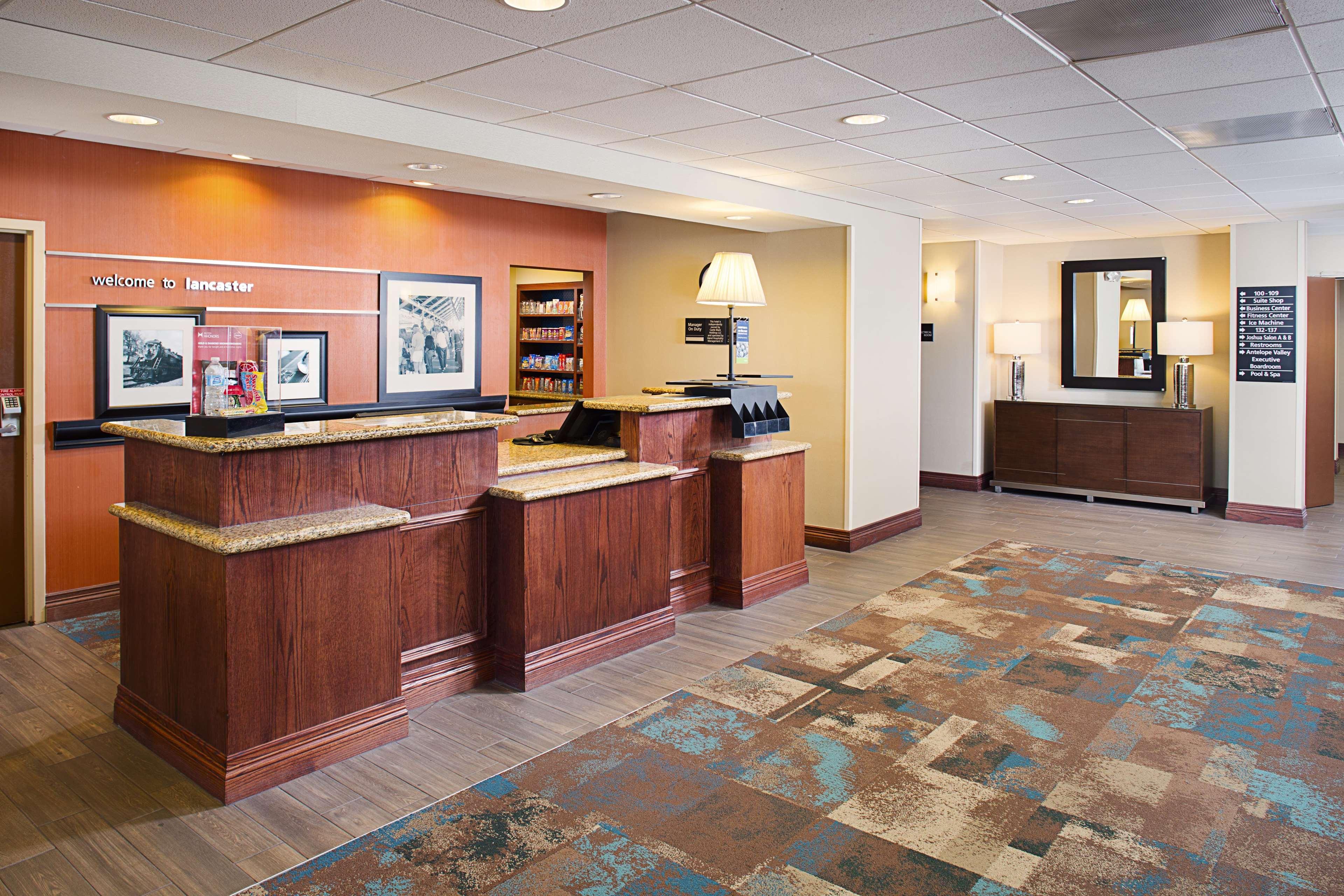 Hampton Inn & Suites Lancaster Luaran gambar