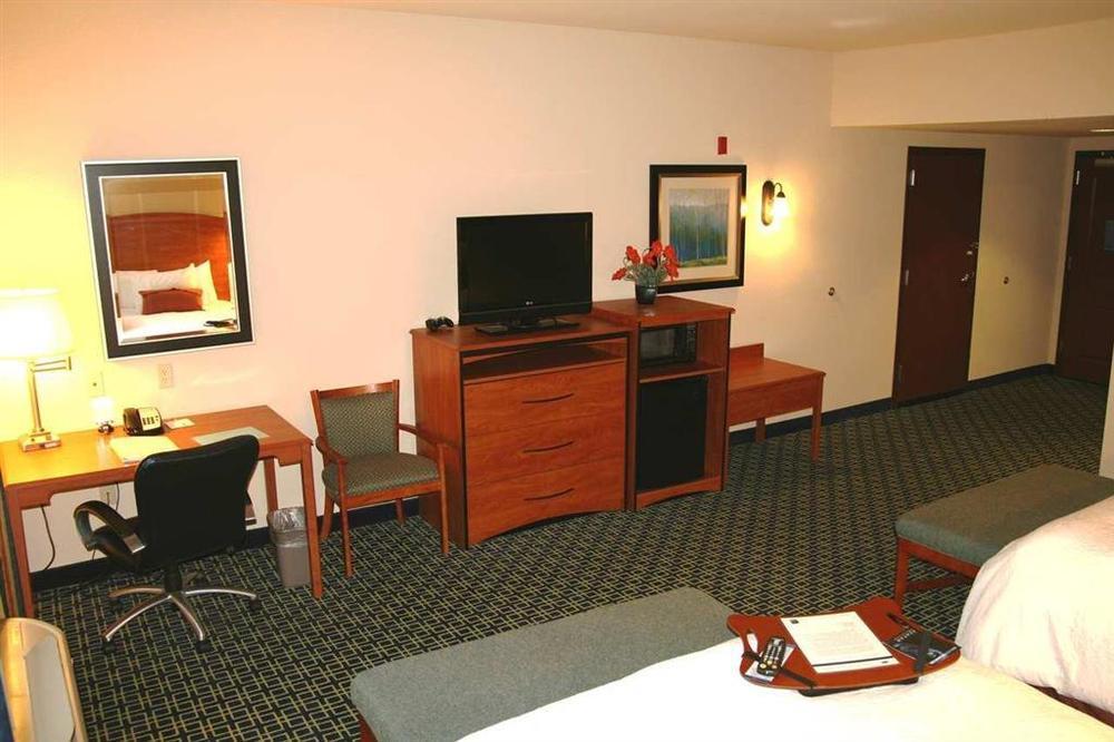 Hampton Inn & Suites Lancaster Bilik gambar