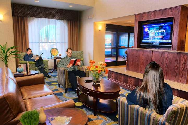 Hampton Inn & Suites Lancaster Dalaman gambar