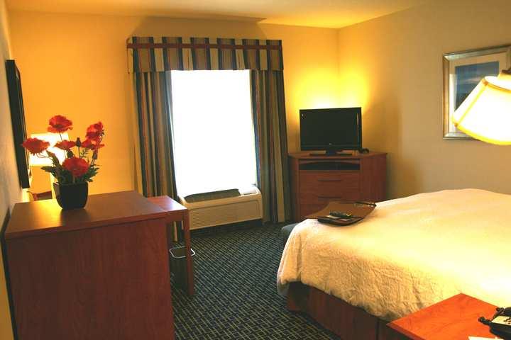 Hampton Inn & Suites Lancaster Bilik gambar