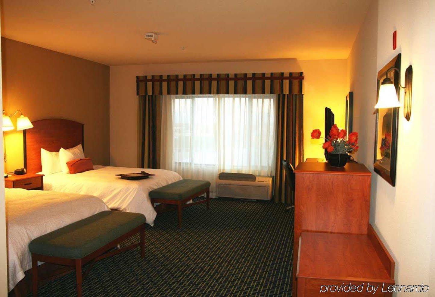 Hampton Inn & Suites Lancaster Bilik gambar