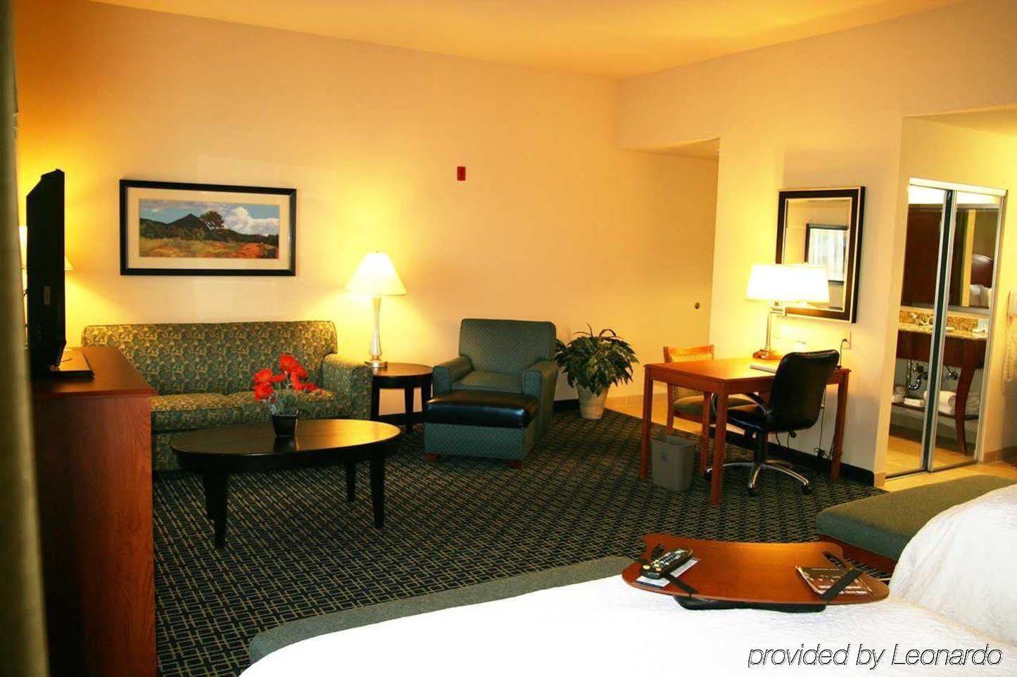Hampton Inn & Suites Lancaster Bilik gambar