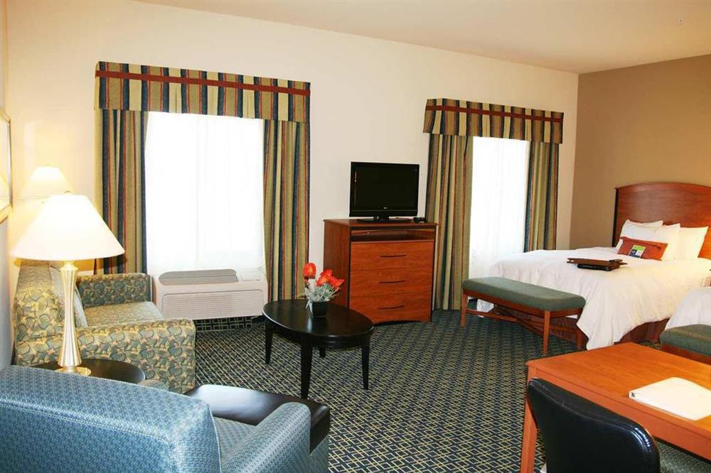 Hampton Inn & Suites Lancaster Dalaman gambar